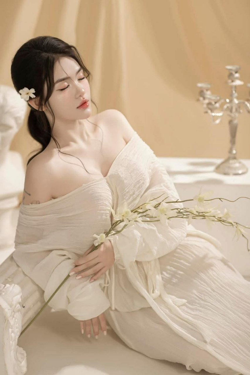 Húp lồn chị đồng nghiệp nhấp cực mạnh